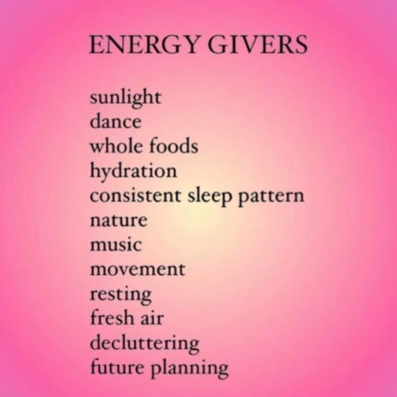 Hi friends, I’m Danielle! 🤍✨🕊♋️ - Picture 4 of 16